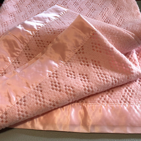 Vintage St Michael Satin Trim Pink Acrylic Blanket Made in UK Full Size 90x89 - Picture 7 of 16